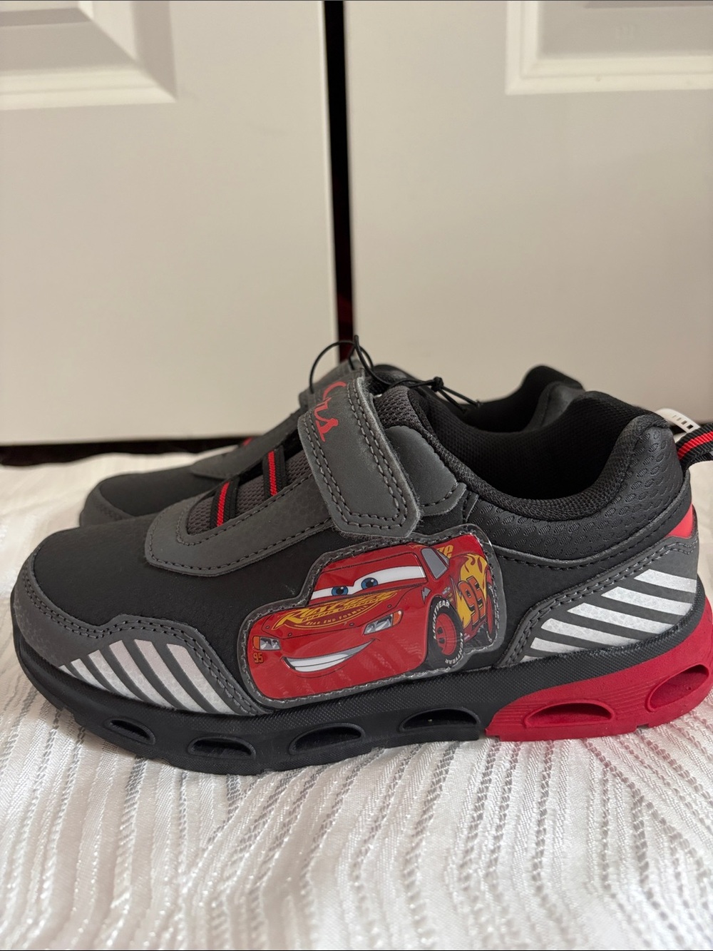 Disney Lightning McQueen Kids Sneakers - Gray, Red & Black